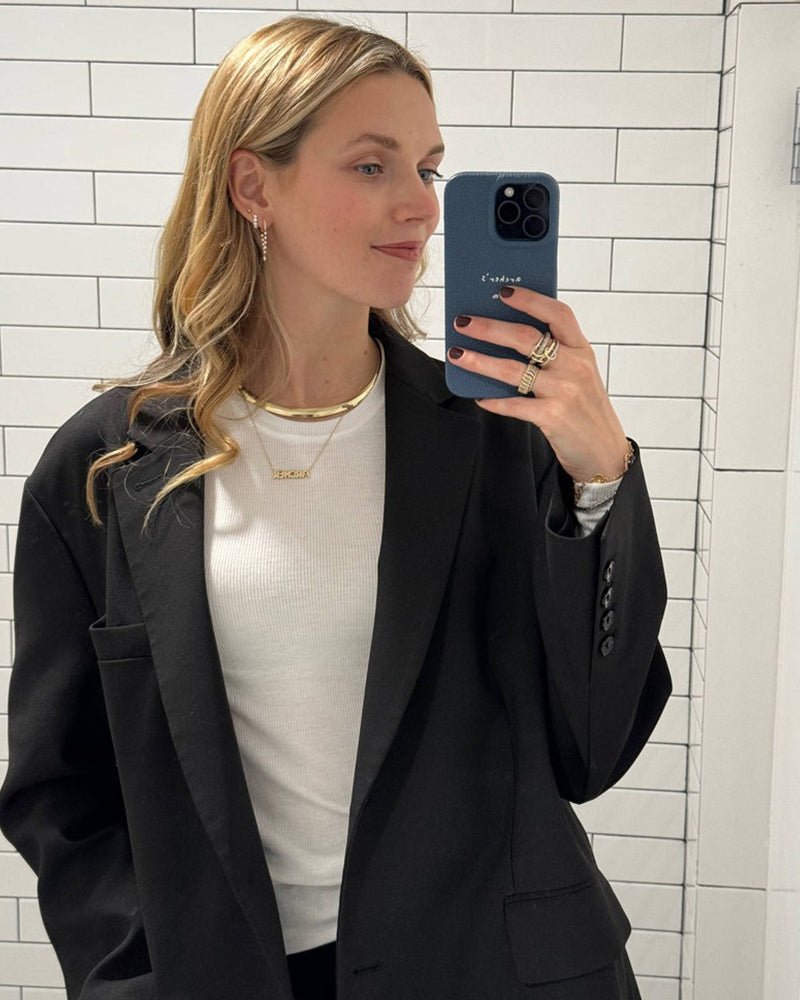 Getting Dressed with Riley Kim - Goldie LeWinter