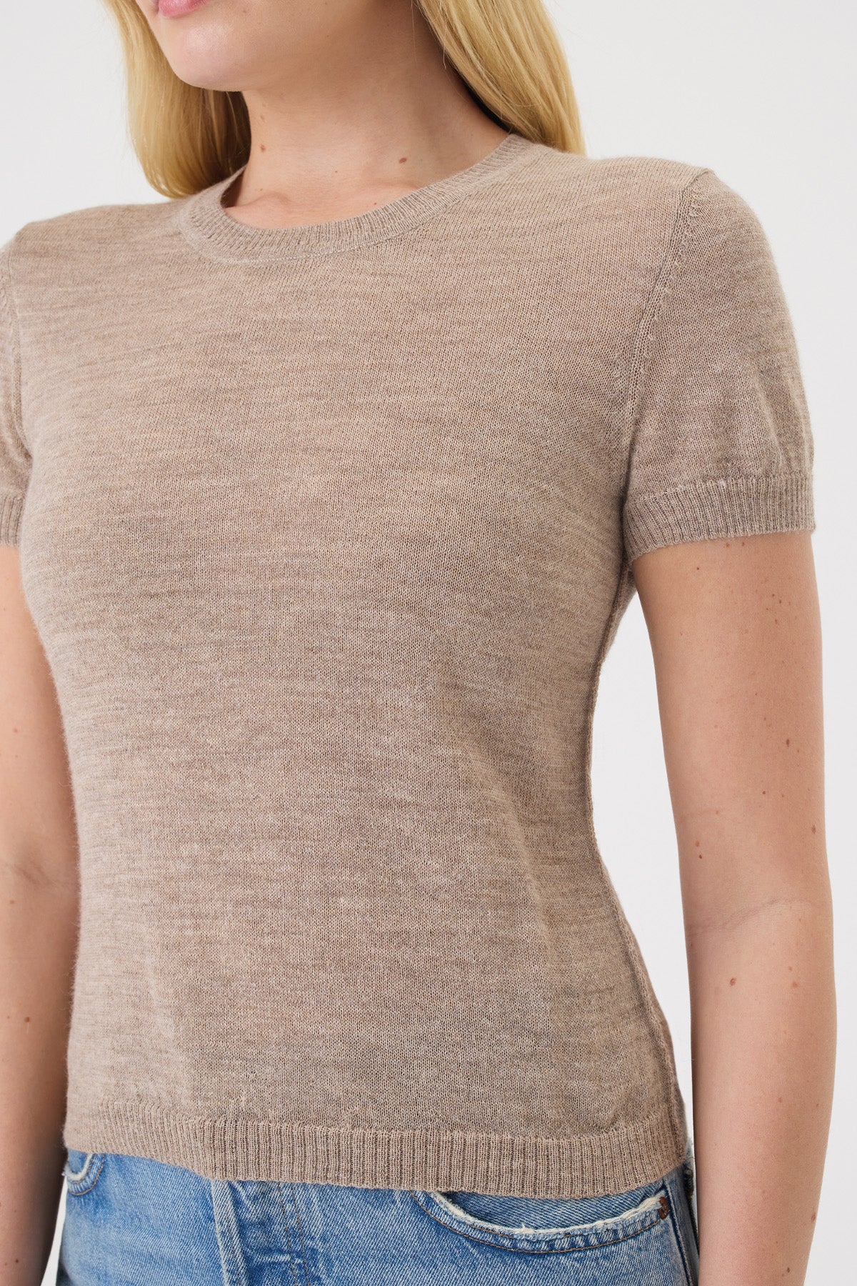 Mila Tee - Goldie LeWinter #color_string