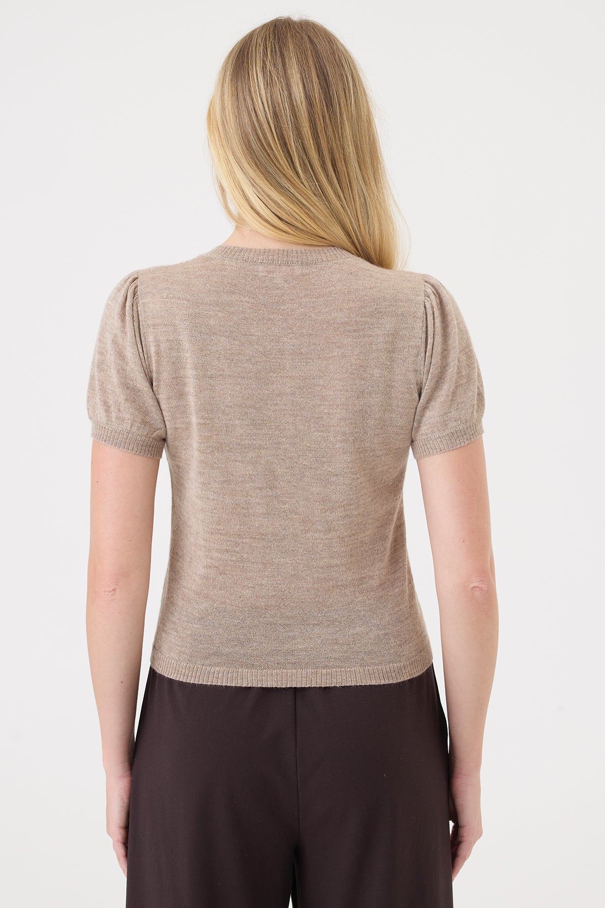 Mirabel Cardigan - Goldie LeWinter #color_string