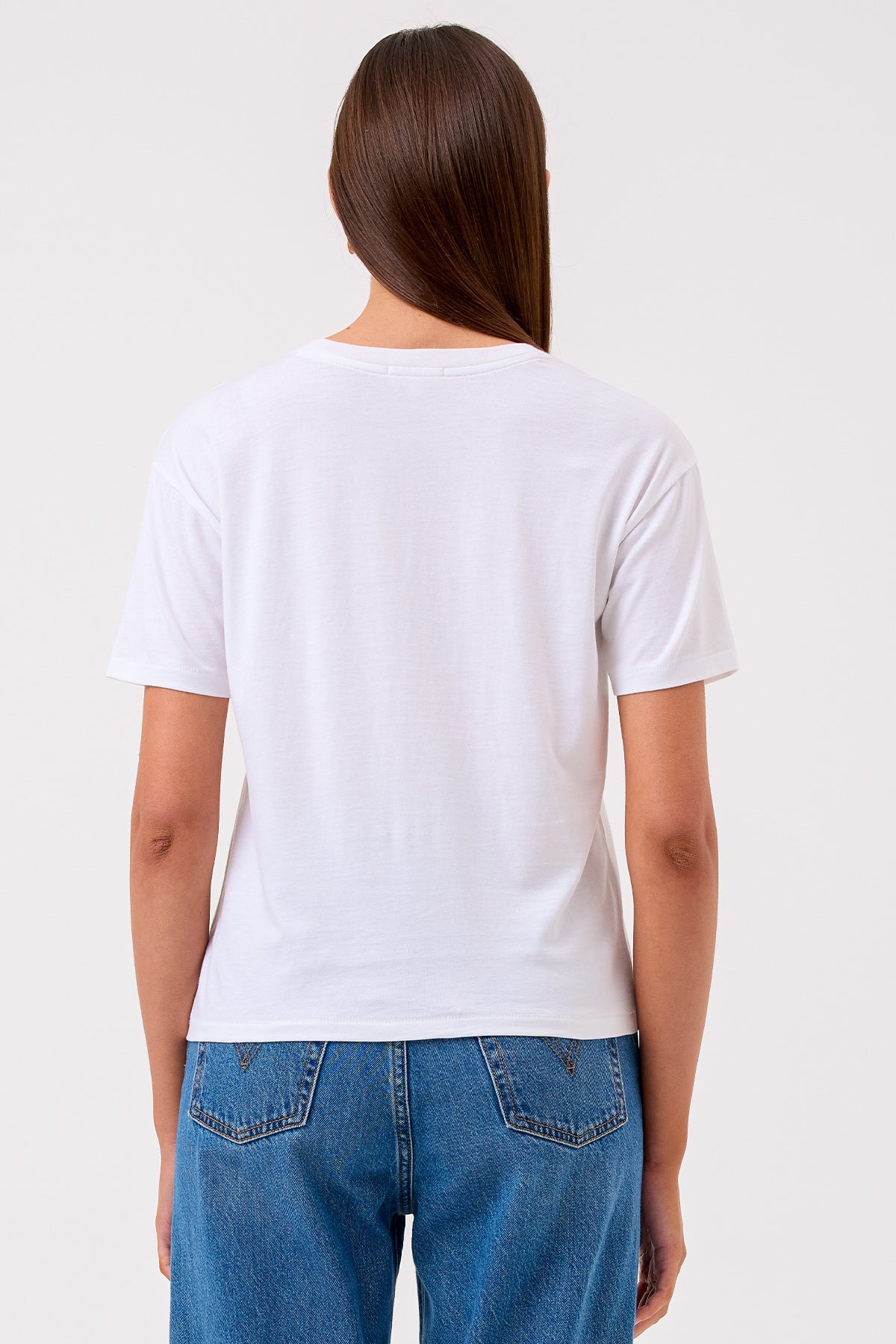 Billie Boyfriend Tee - Goldie LeWinter #color_white