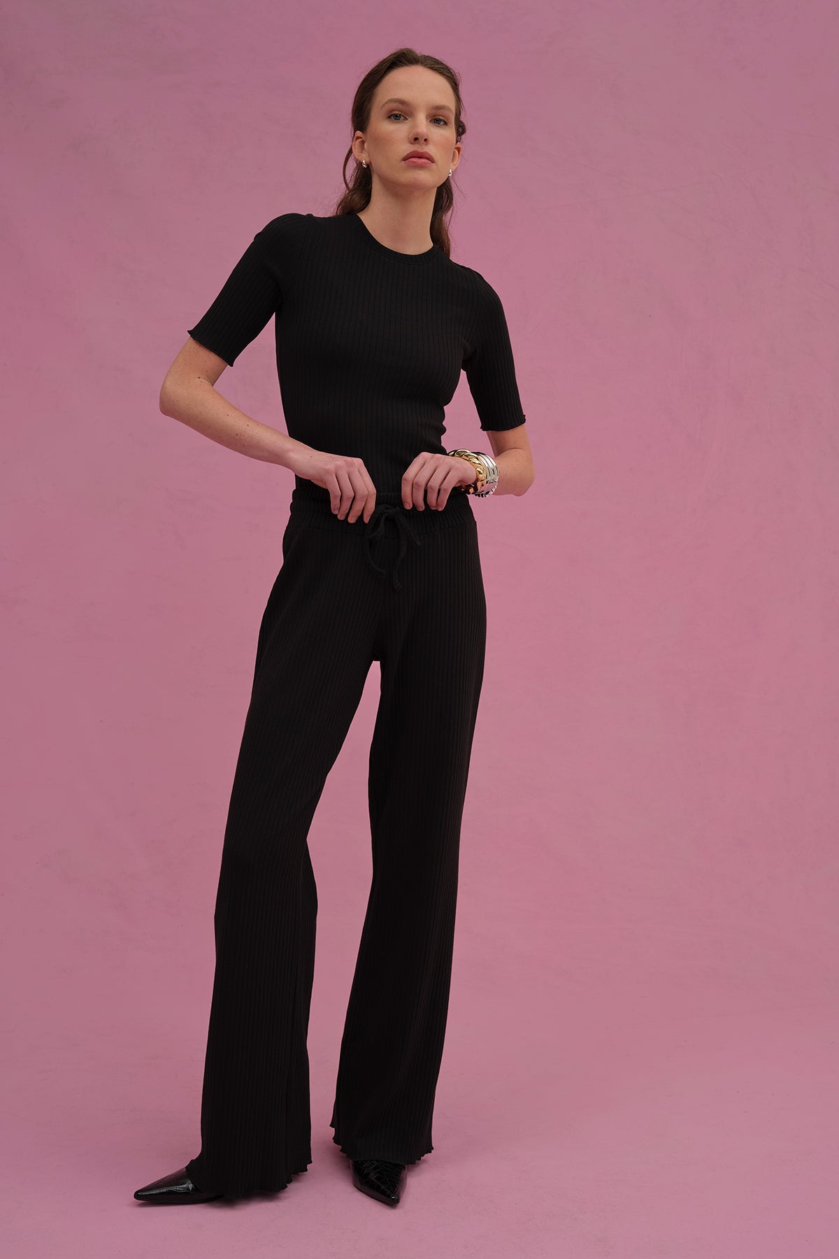 Chelsea Editor Tee - Goldie LeWinter #color_black