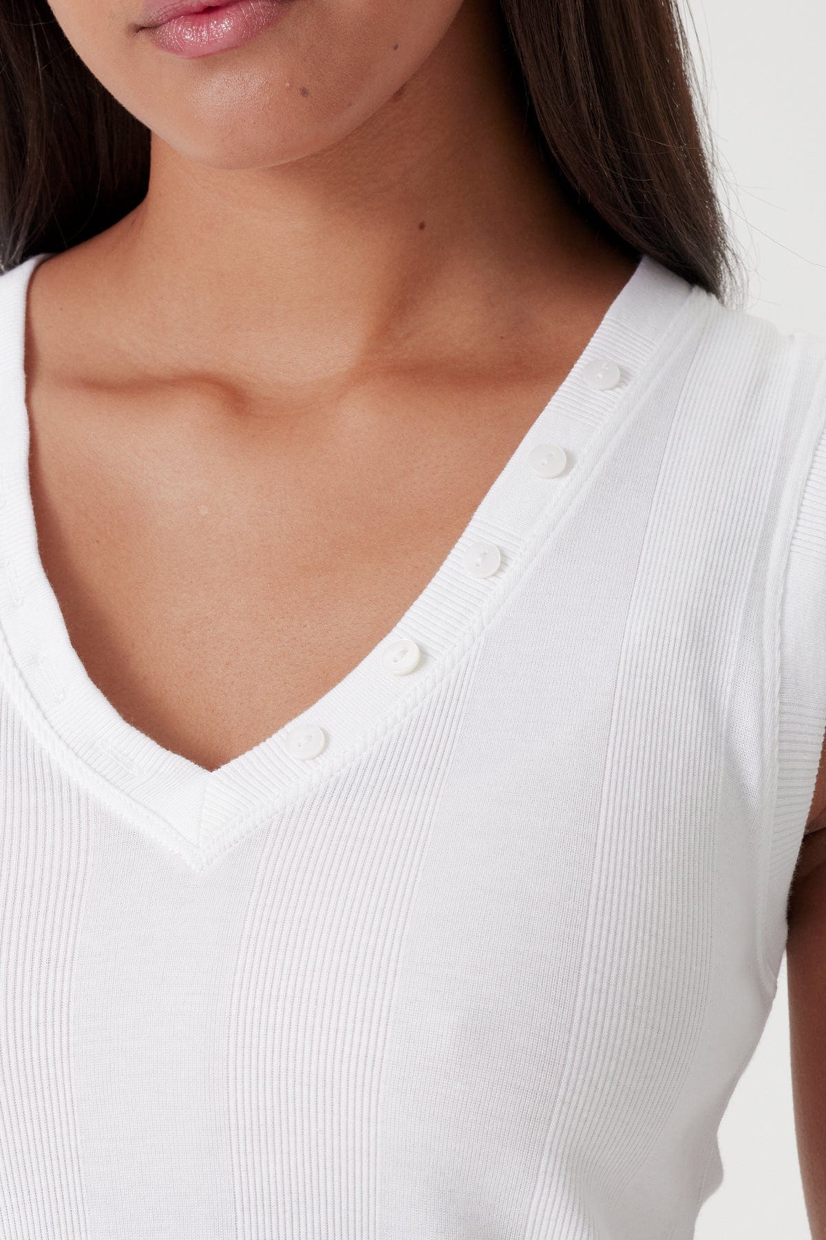 Daniella Shell - Goldie LeWinter #color_white