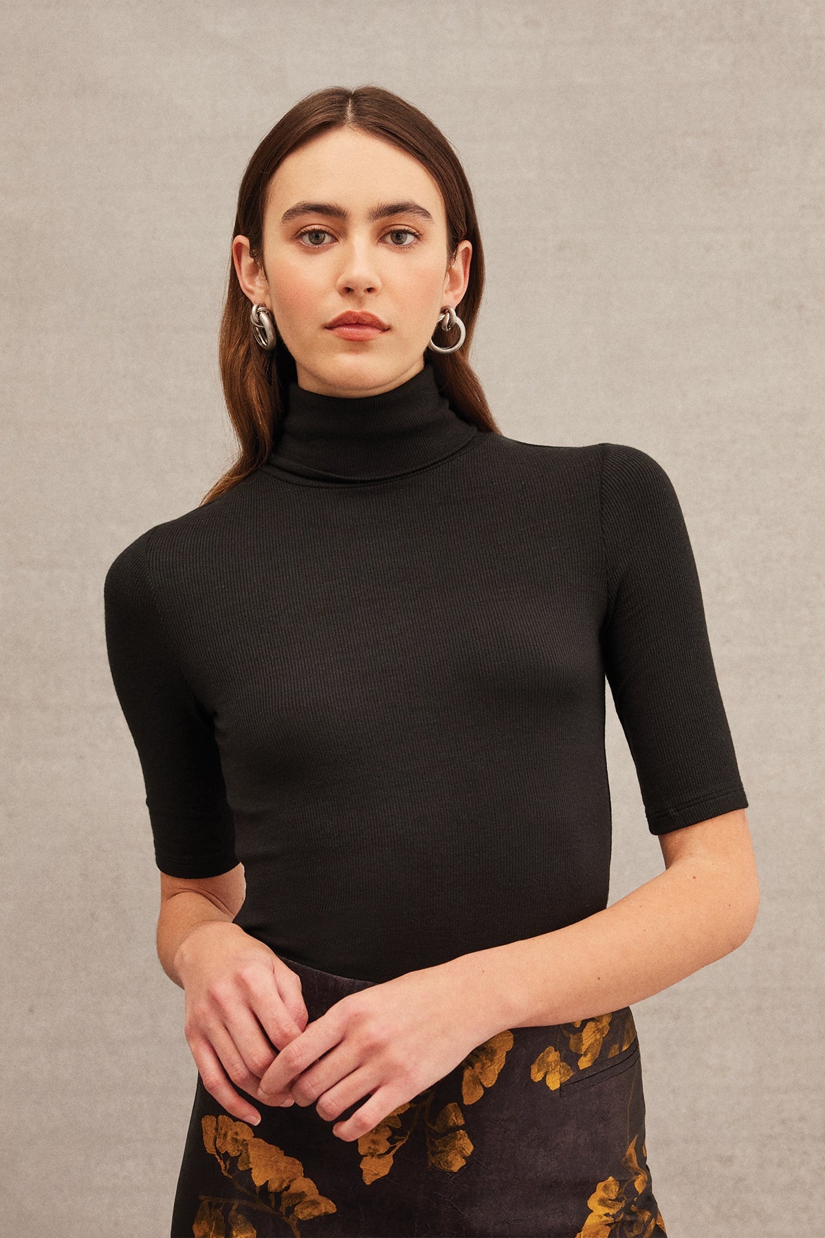 Ribbed Half-Sleeved Turtleneck - Goldie LeWinter #color_black