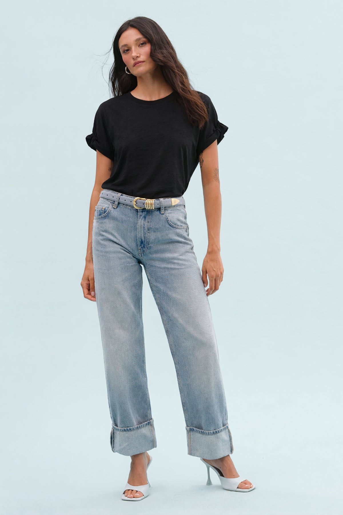 Signature Slub Puff & Ruffle Sleeve Tee - Goldie LeWinter #color_black