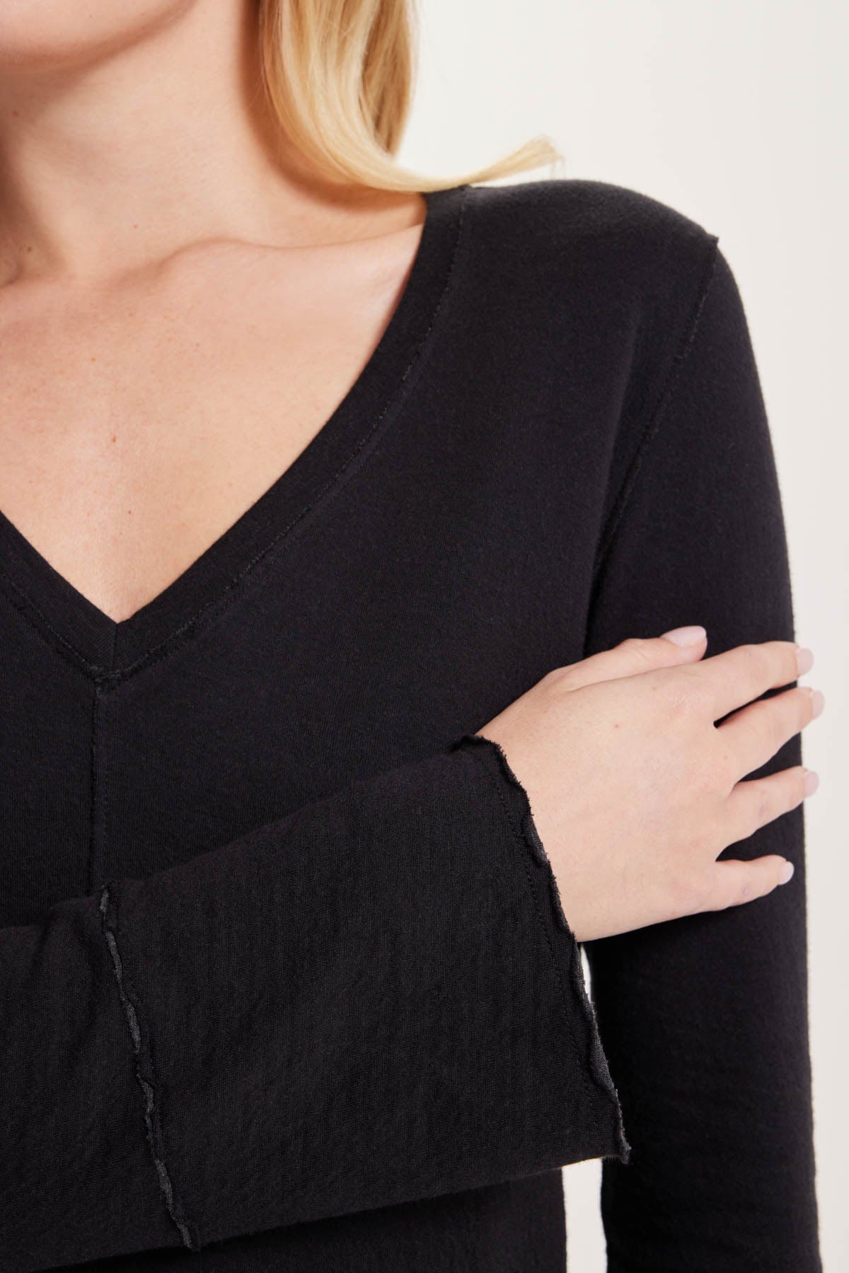Stella V Neck Pullover - Goldie LeWinter #color_black
