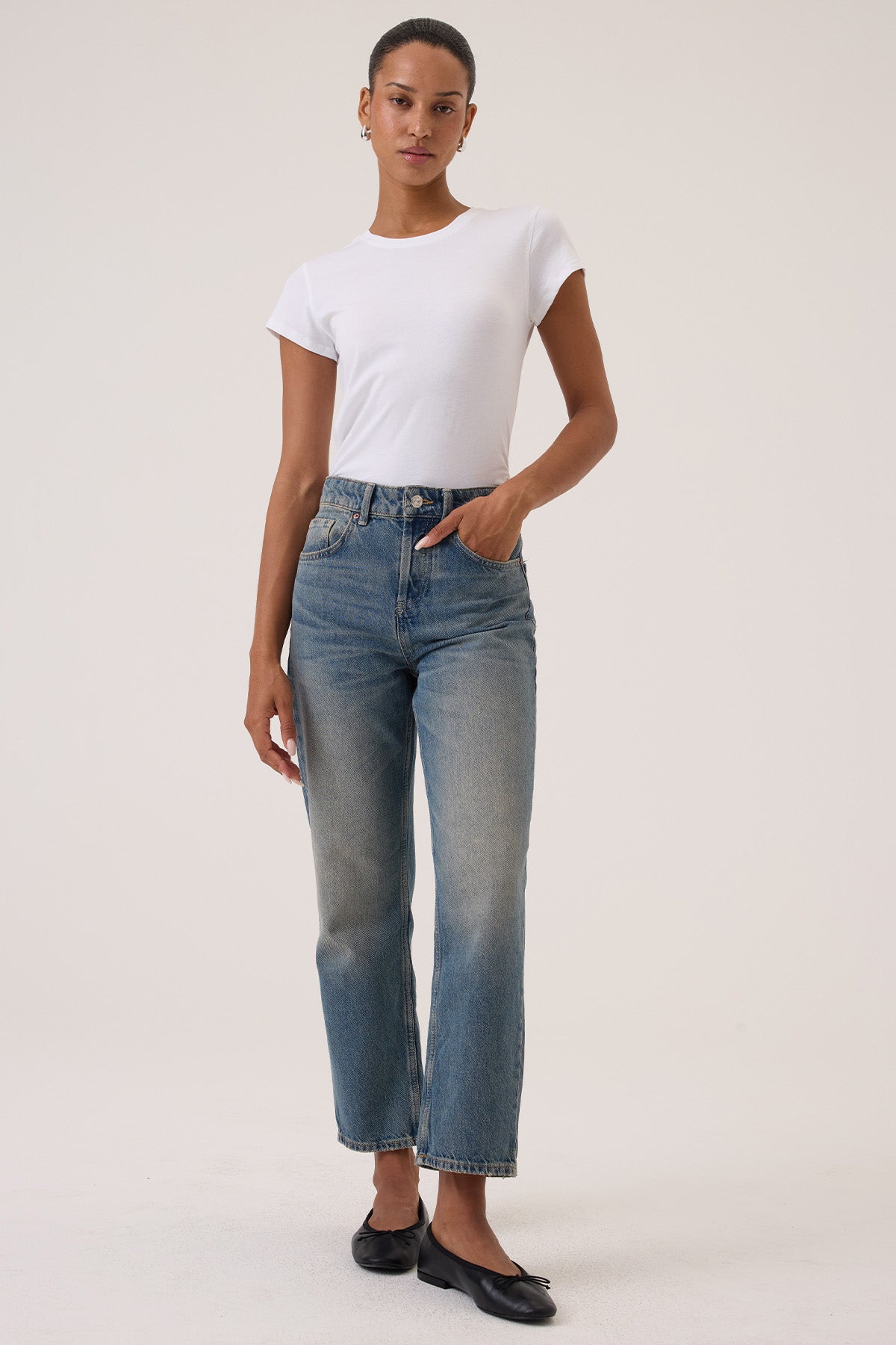 Kate Organic Tee - Goldie LeWinter #color_white