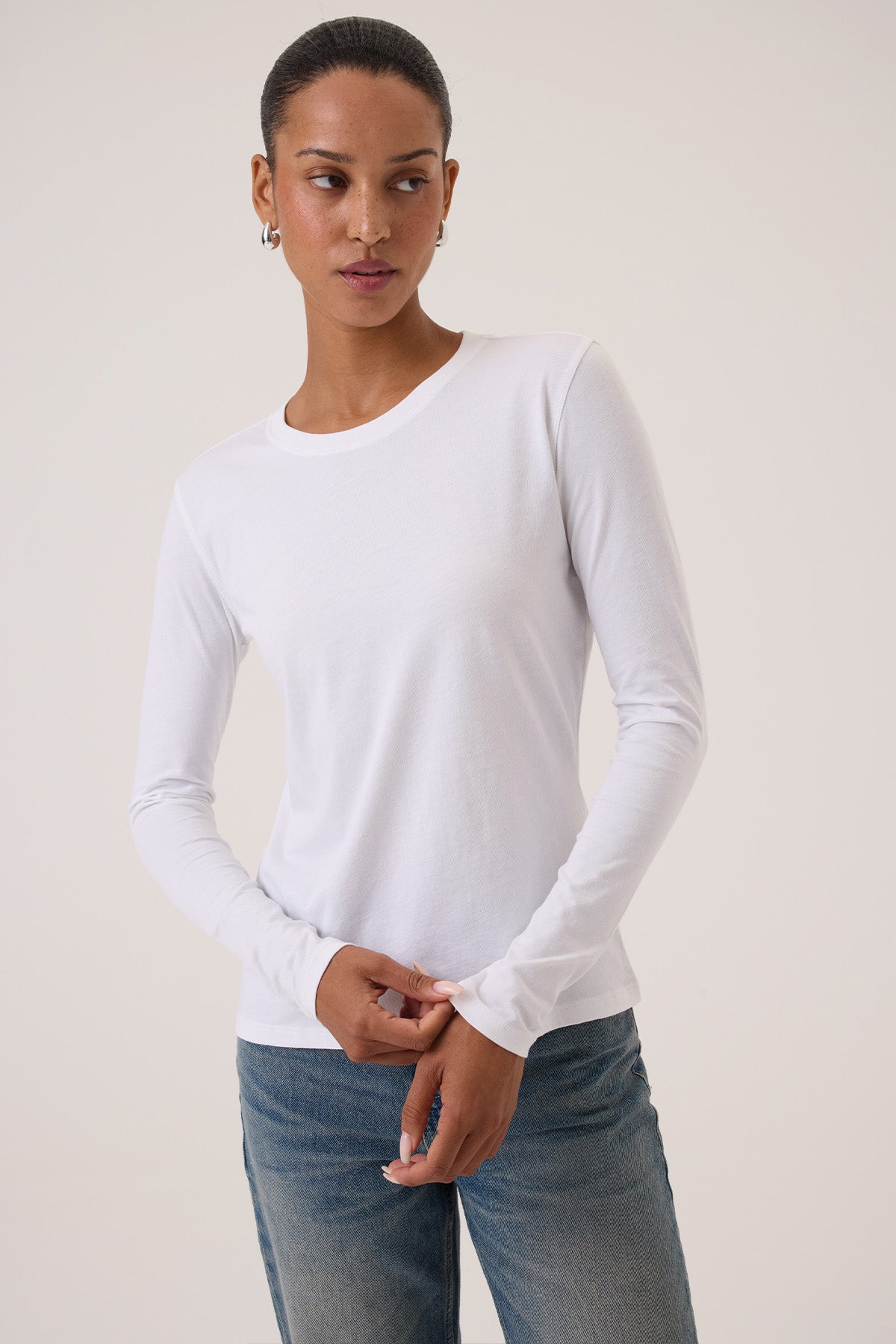 Quinn Organic Long Sleeve Tee - Goldie LeWinter #color_white