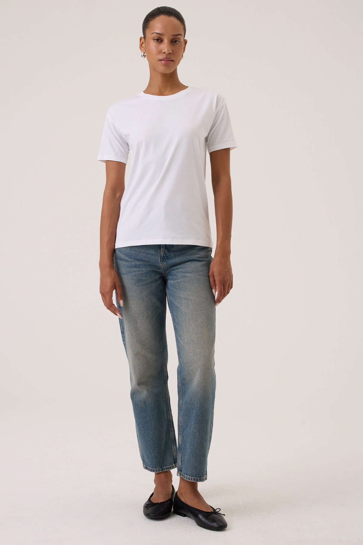 Sydney Organic Girlfriend Tee - Goldie LeWinter #color_white