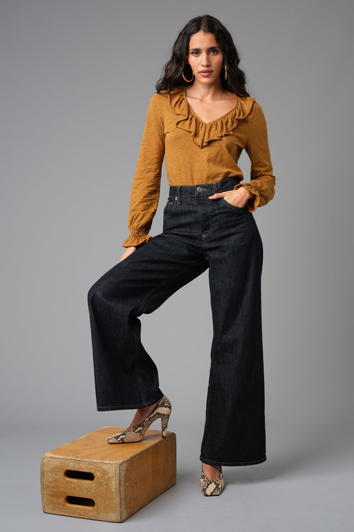 Bella Ruffle Top - Goldie LeWinter #color_bronze