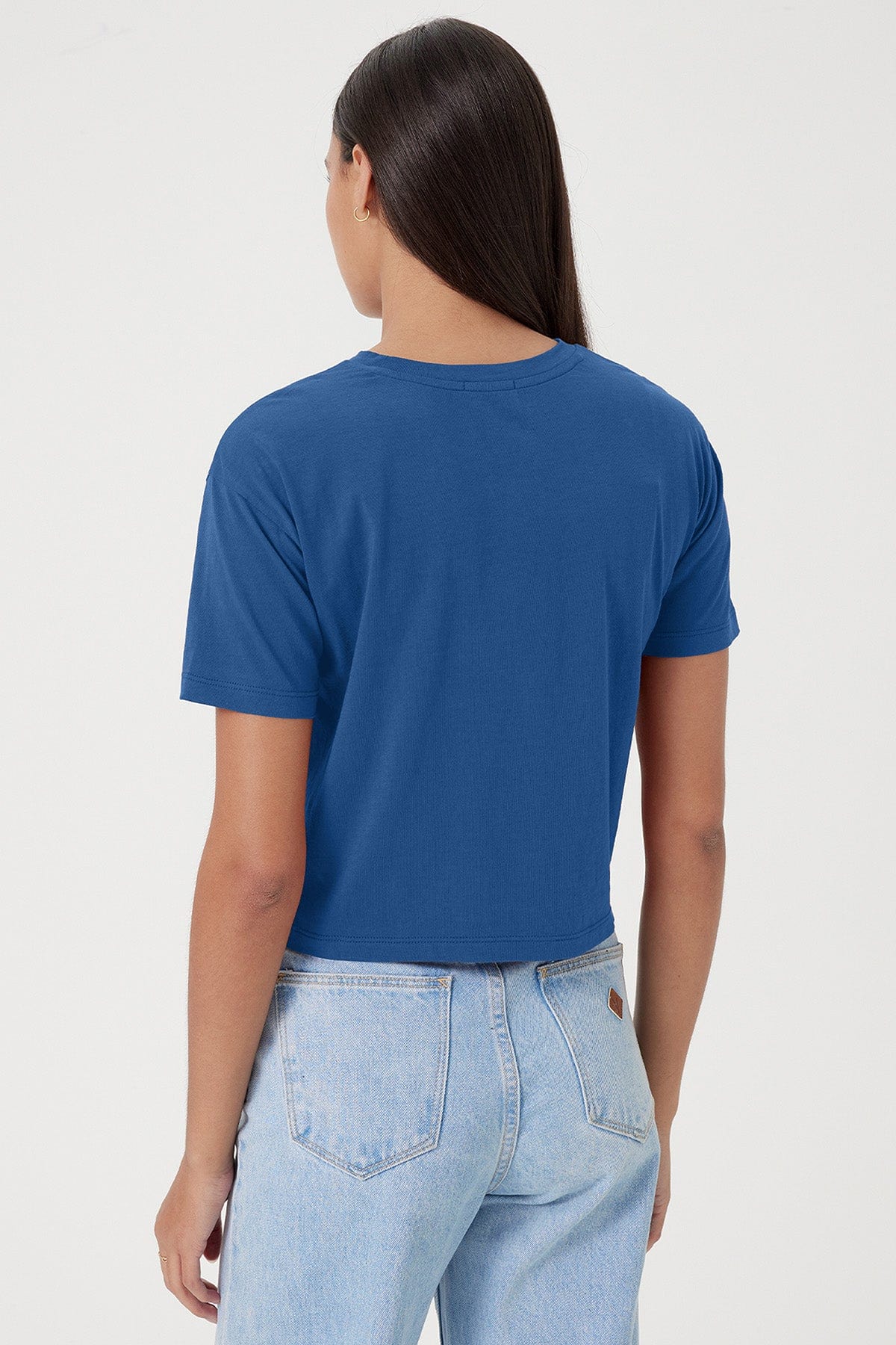 Organic Crop Girlfriend Tee - Goldie LeWinter