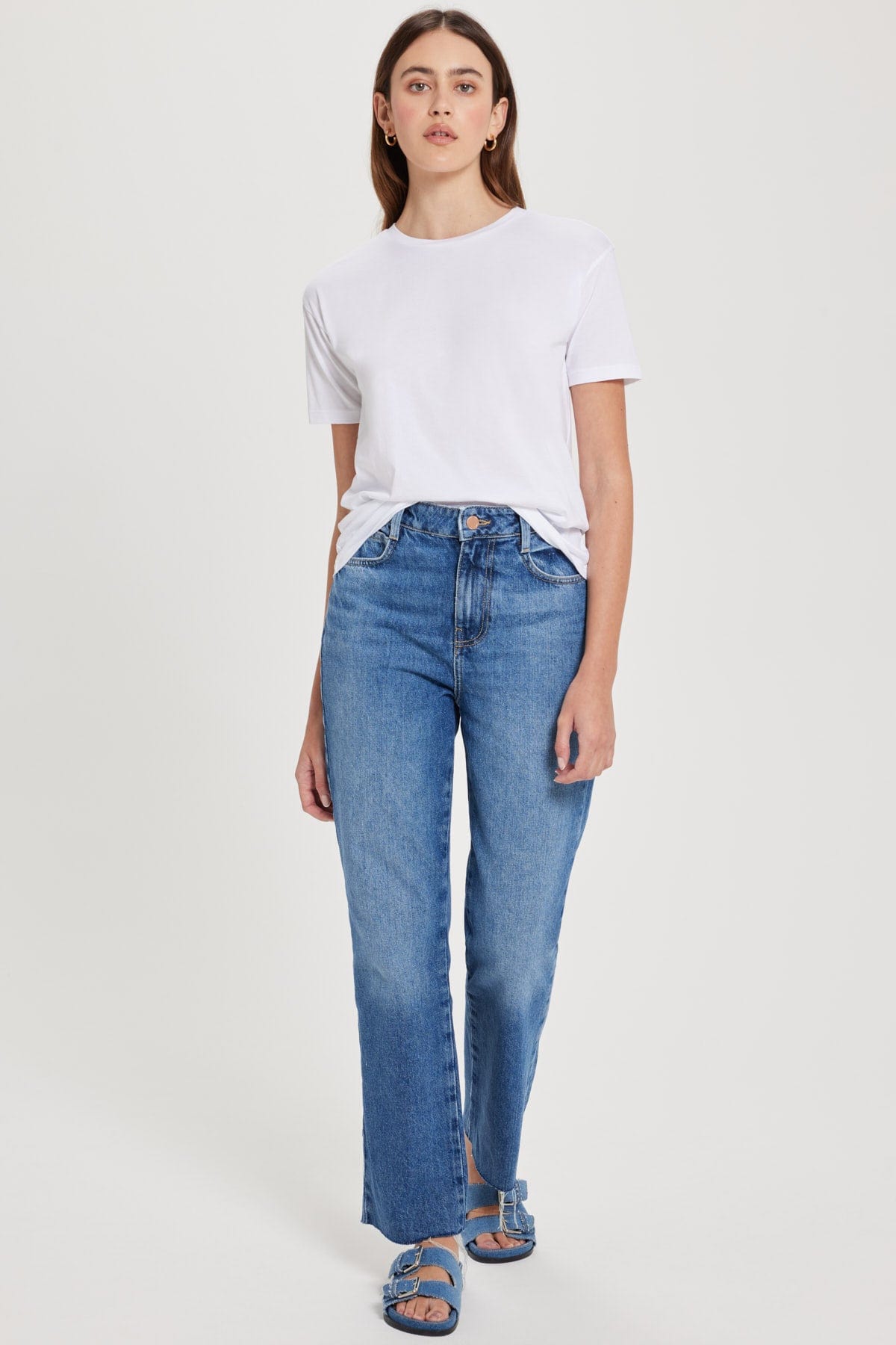 Organic Girlfriend Tee - Goldie LeWinter