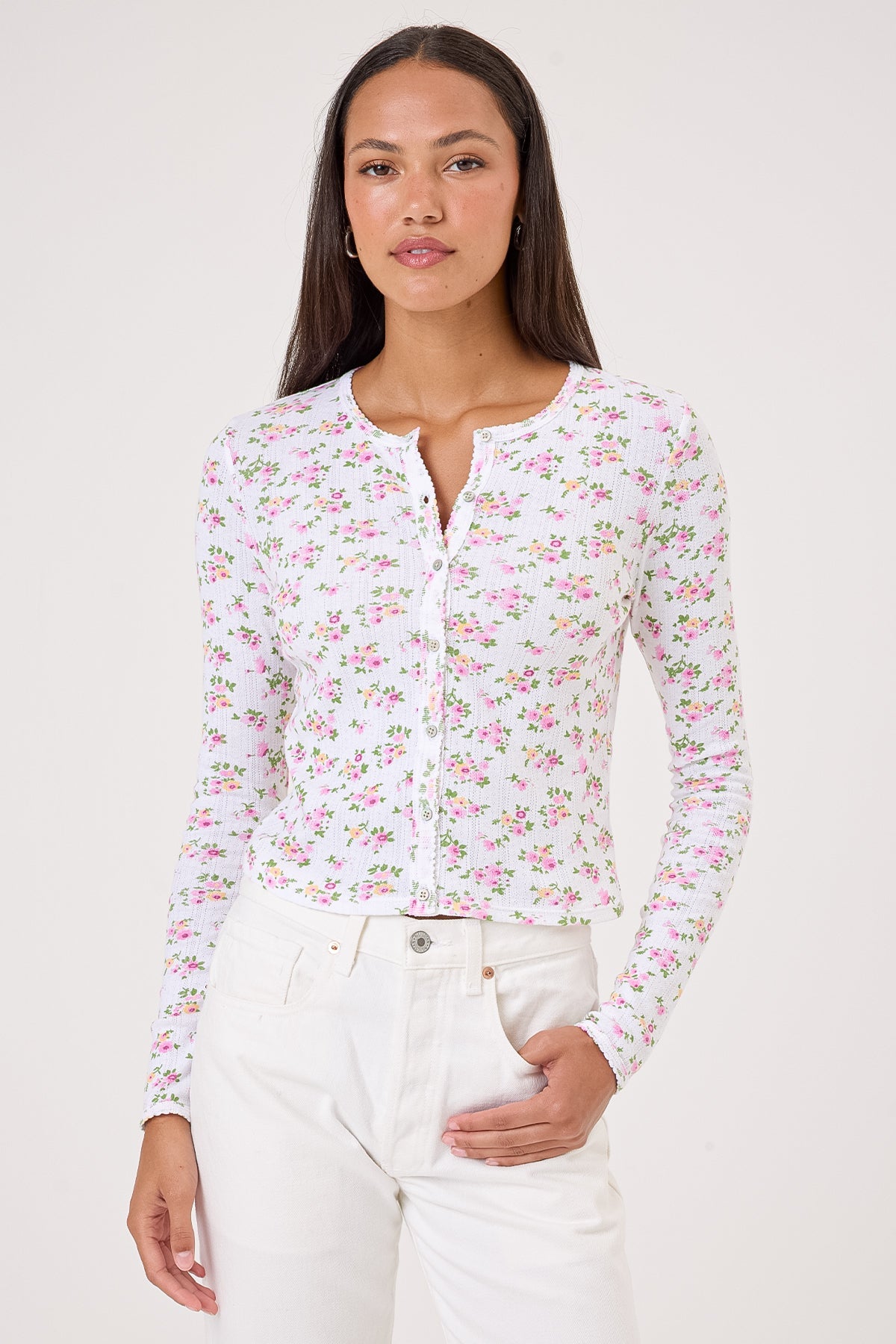 カーディガン UNDER PRETTIES short sleeve cardigan Zoé Mini Cardigan – Cropped Ribbed V-Neck | Goldie Tees