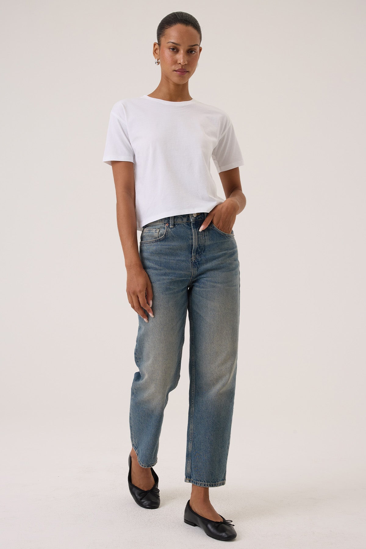Rachel Organic Girlfriend Tee - Goldie LeWinter #color_white