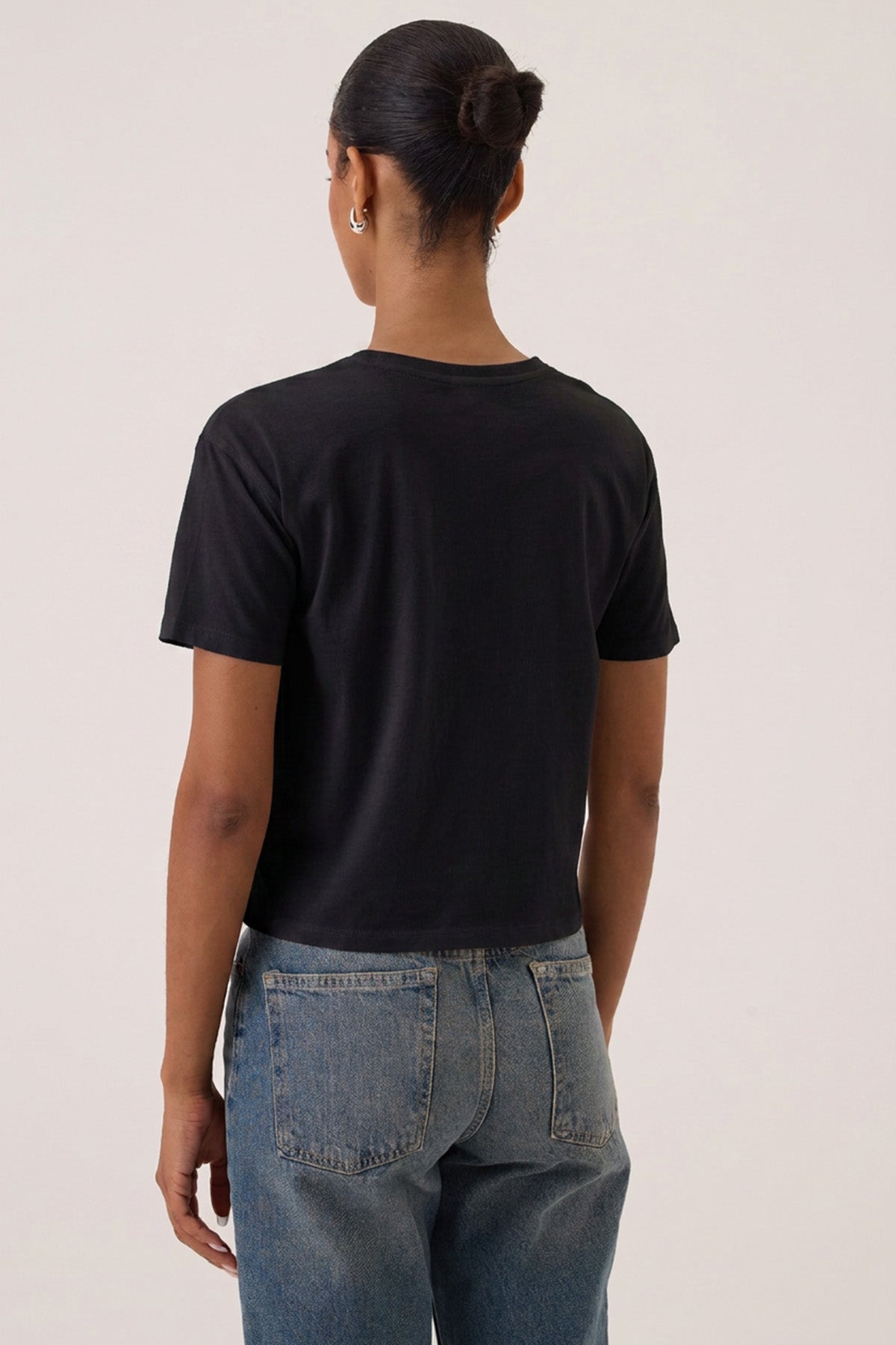 Rachel Organic Girlfriend Tee - Goldie LeWinter #color_black