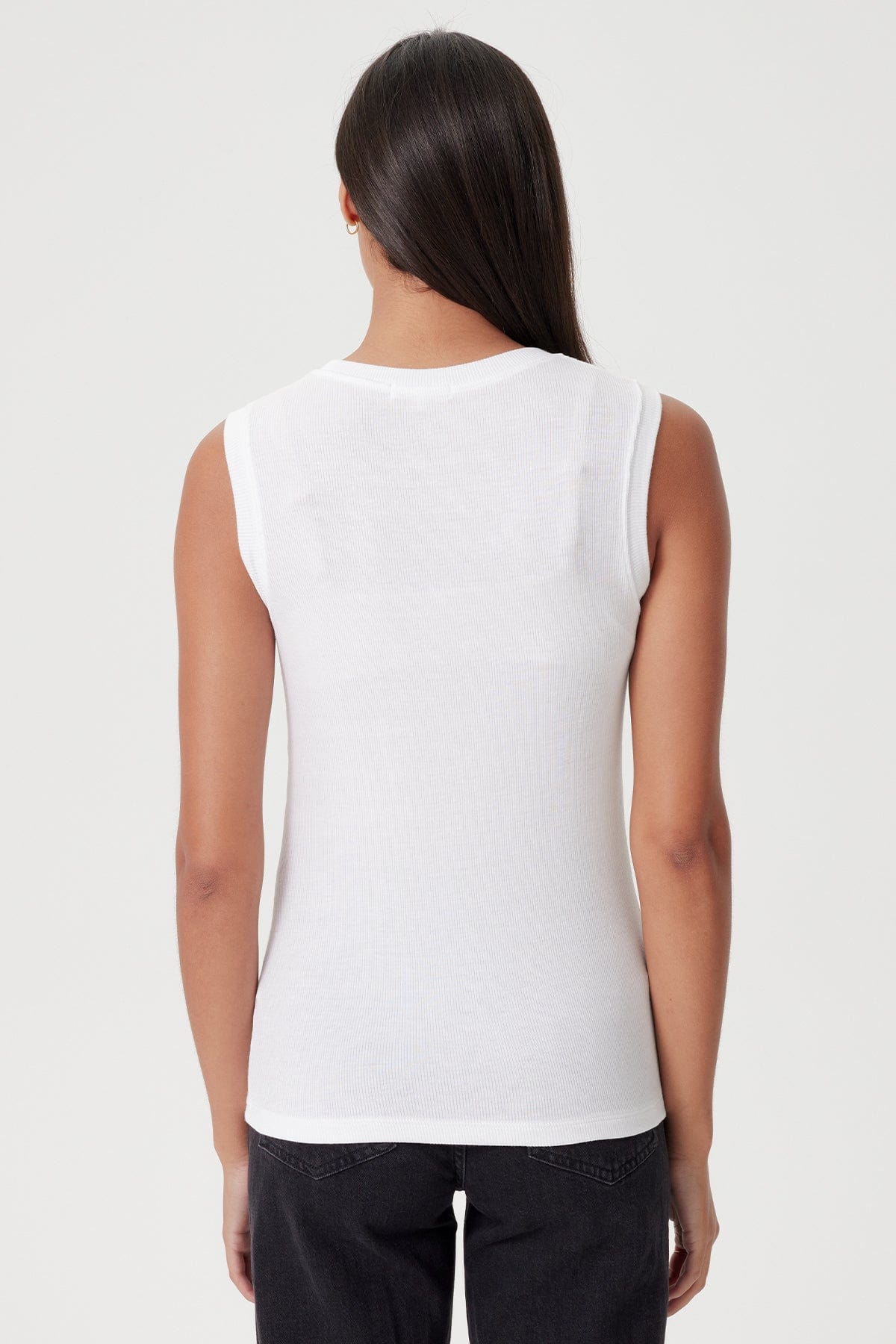 Ribbed Sleeveless Tee - Goldie LeWinter