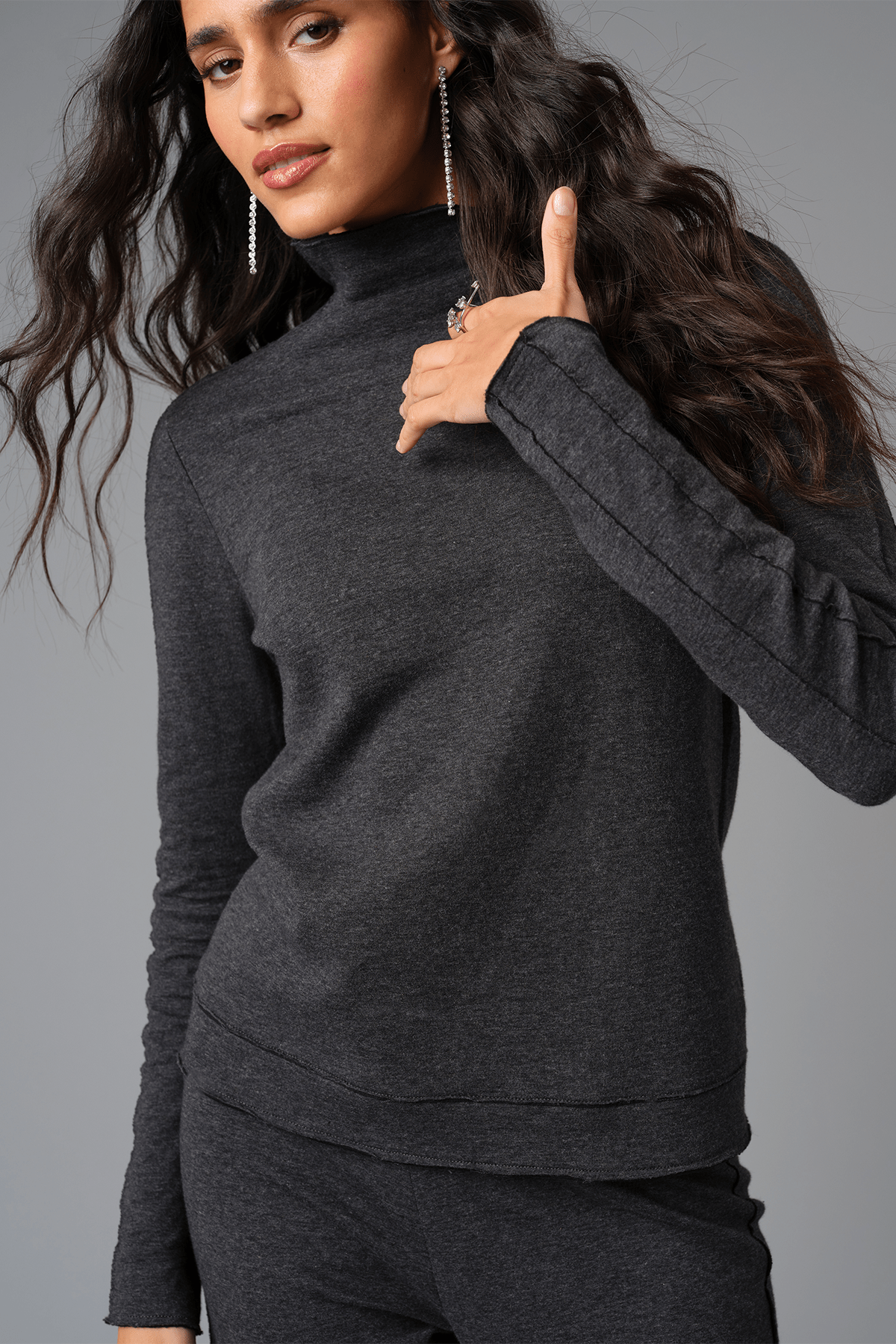 Stella Funnel Neck Pullover