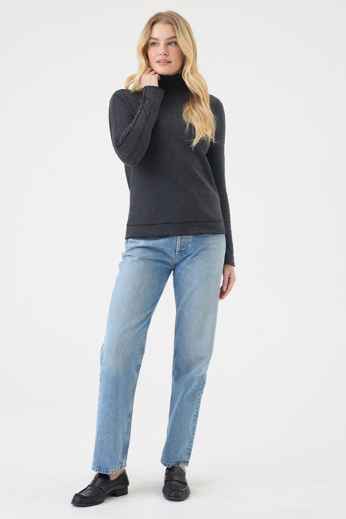 Stella Pullover mit Trichterausschnitt