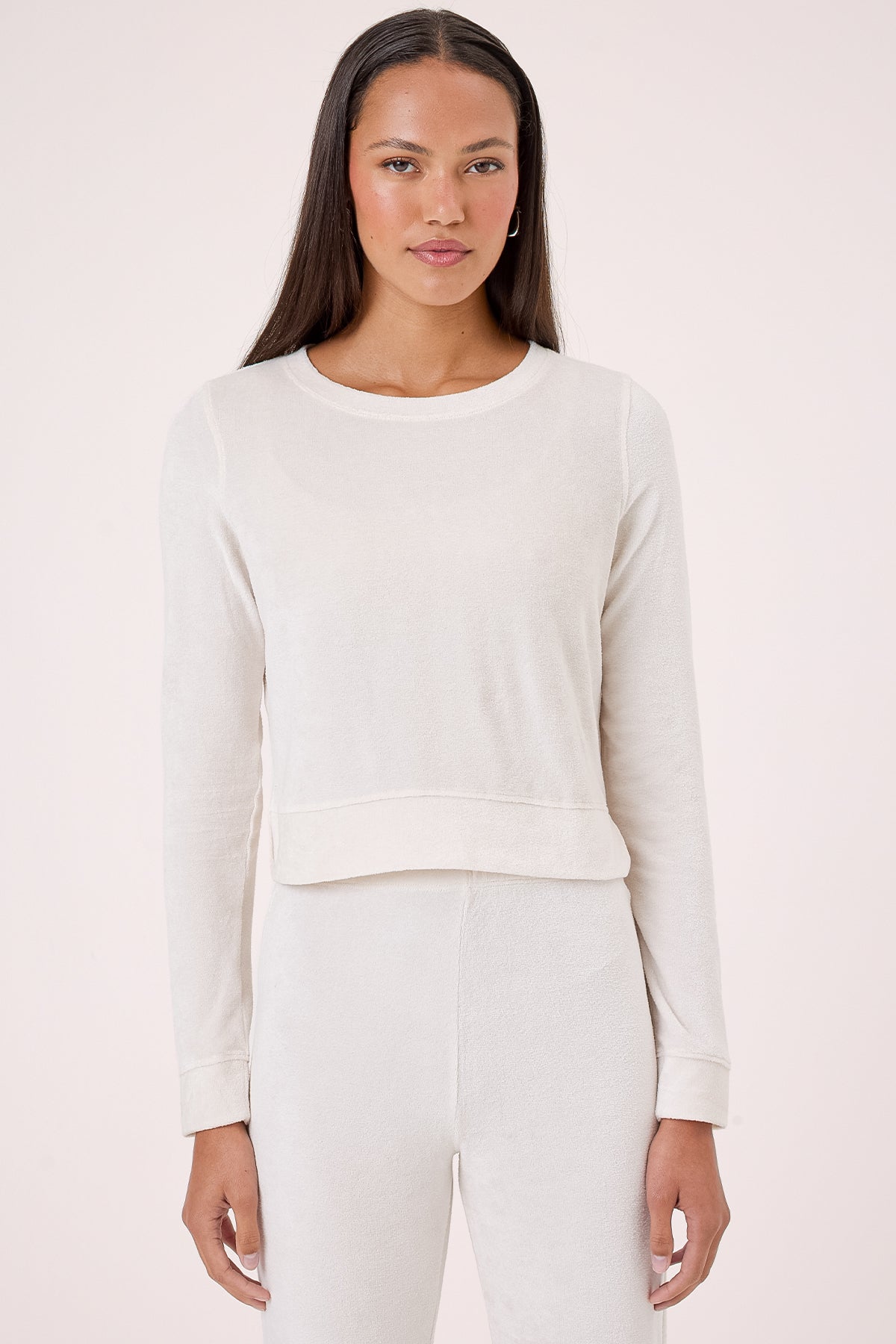 Velour Crush Crop Sweatshirt - Goldie LeWinter #color_white sand