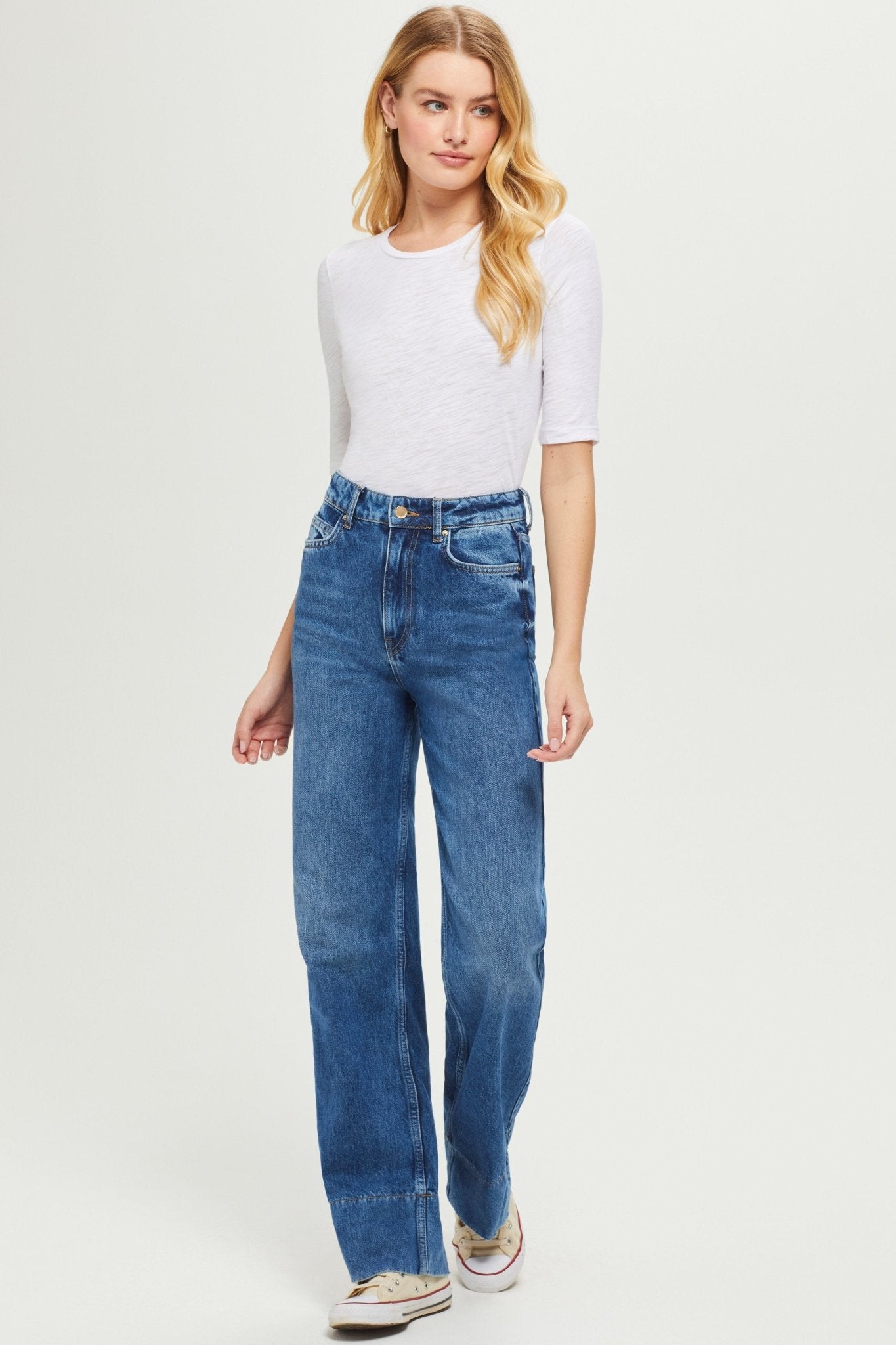 Signature Slub Half Sleeve Tee - Goldie LeWinter